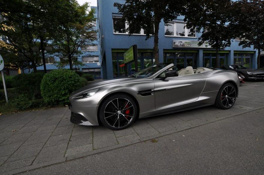  Aston Martin Vanquish Volante by Print Tech 2014 года  (фото 5 из 8)